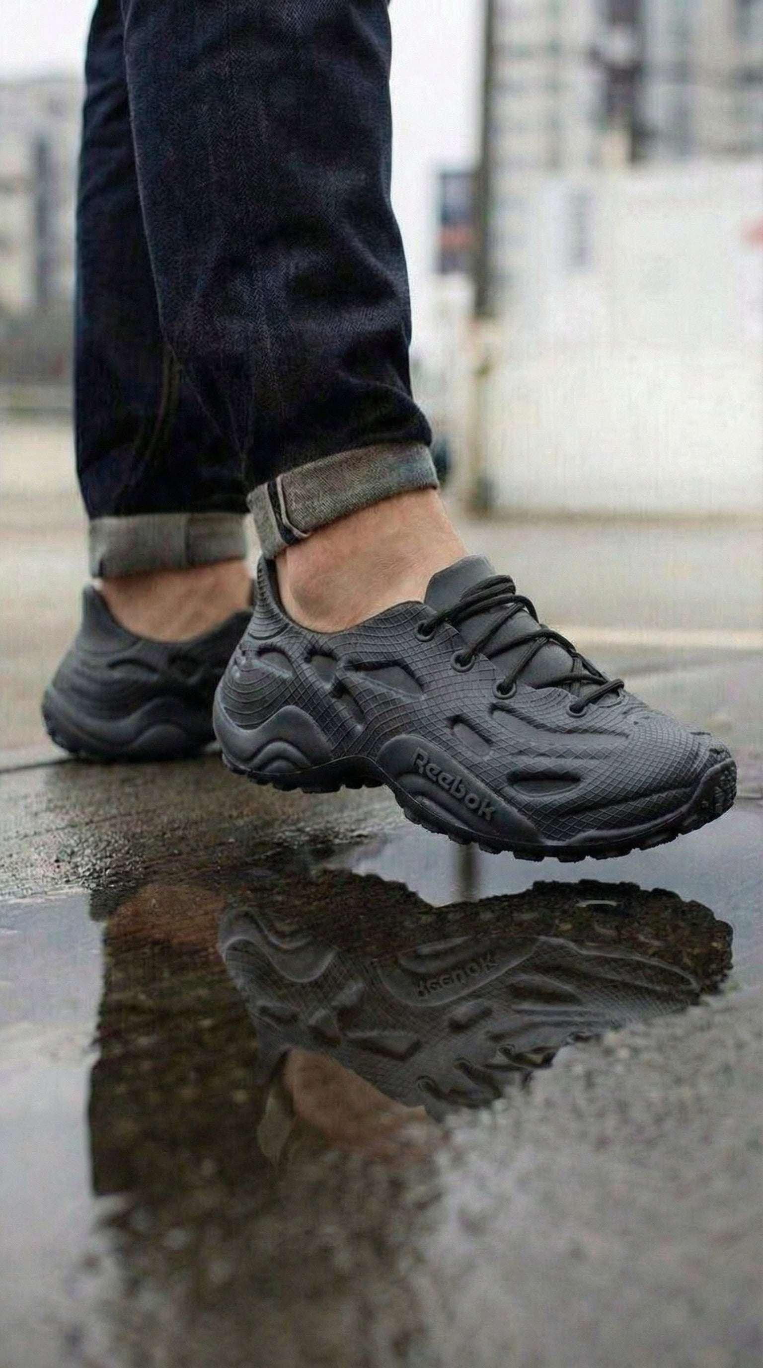 Reebook Hard-Shell Predator