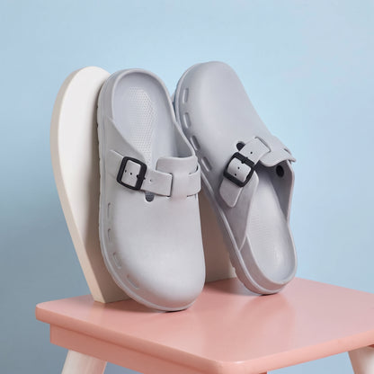 Maverik Clogs